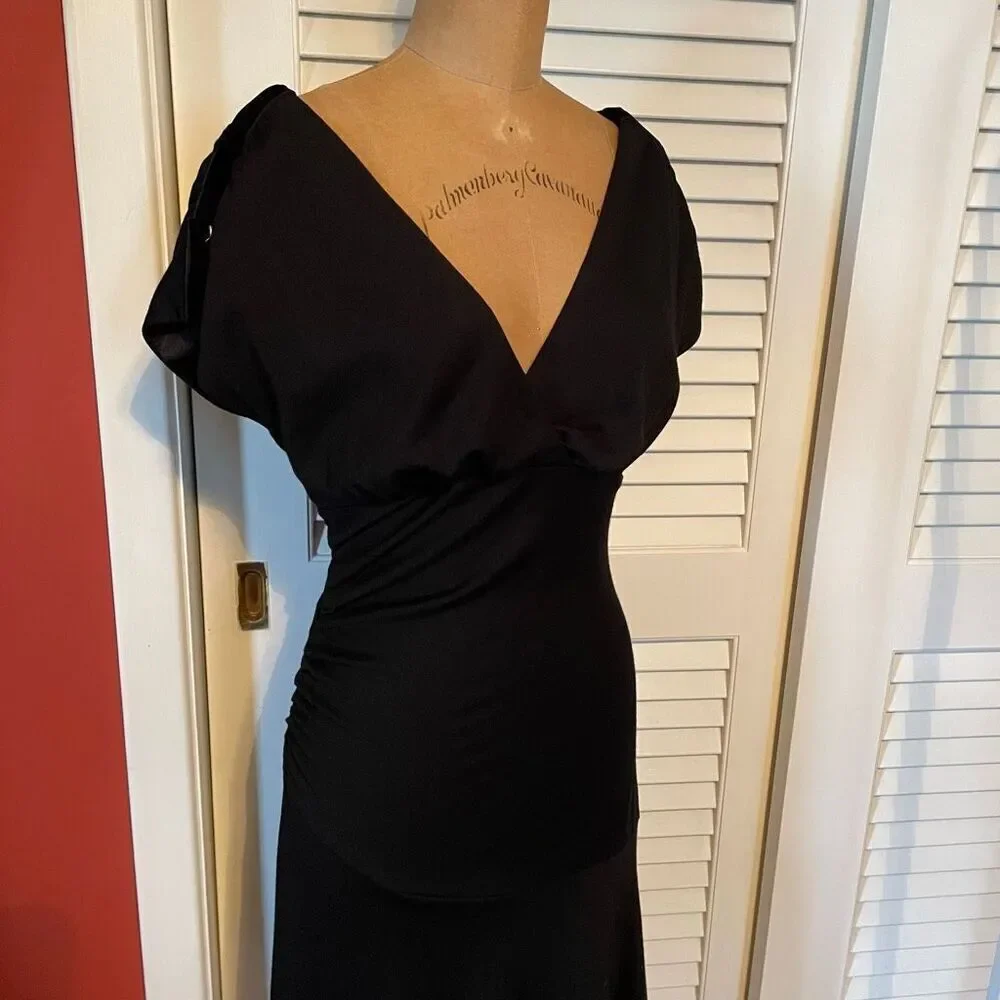 DVF | black v-neck wool dress 6